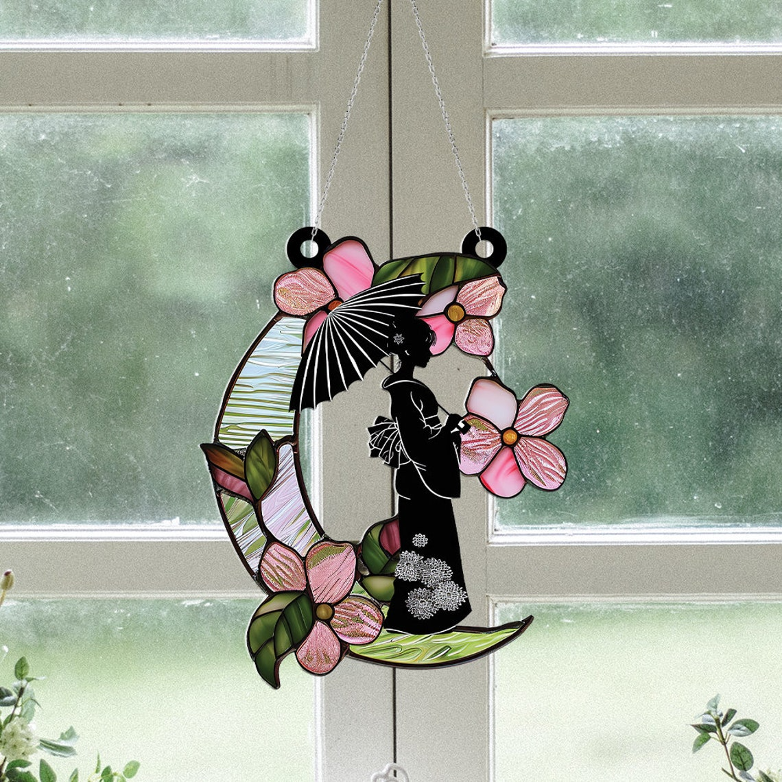 Japanse Girl Pretty Suncatcher, Girl on Kimono Window Hanging Ornament Decor