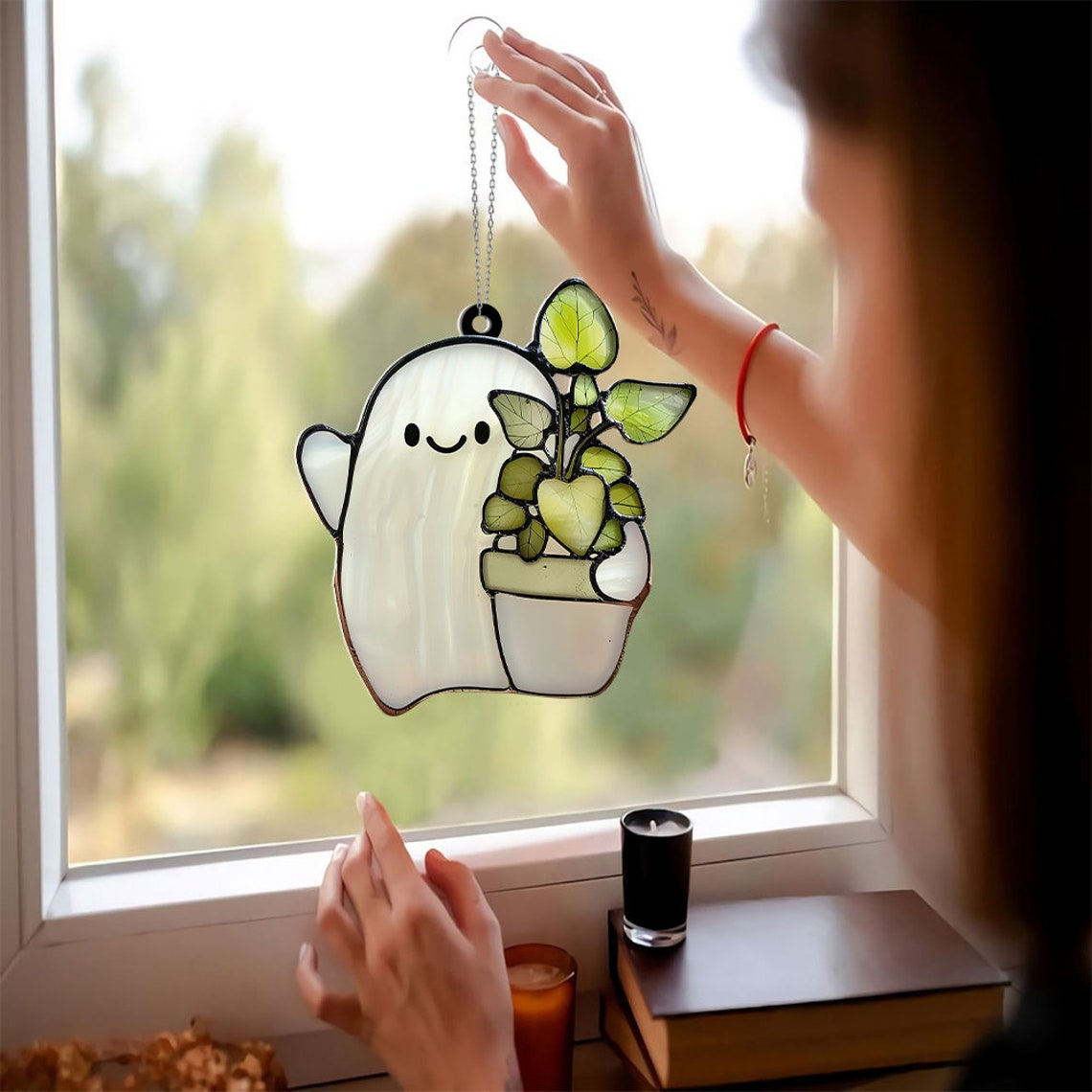 Ghost Plant Hanging Window Suncatcher Decor, Halloween Cute Ghost Hug Planter Ornament