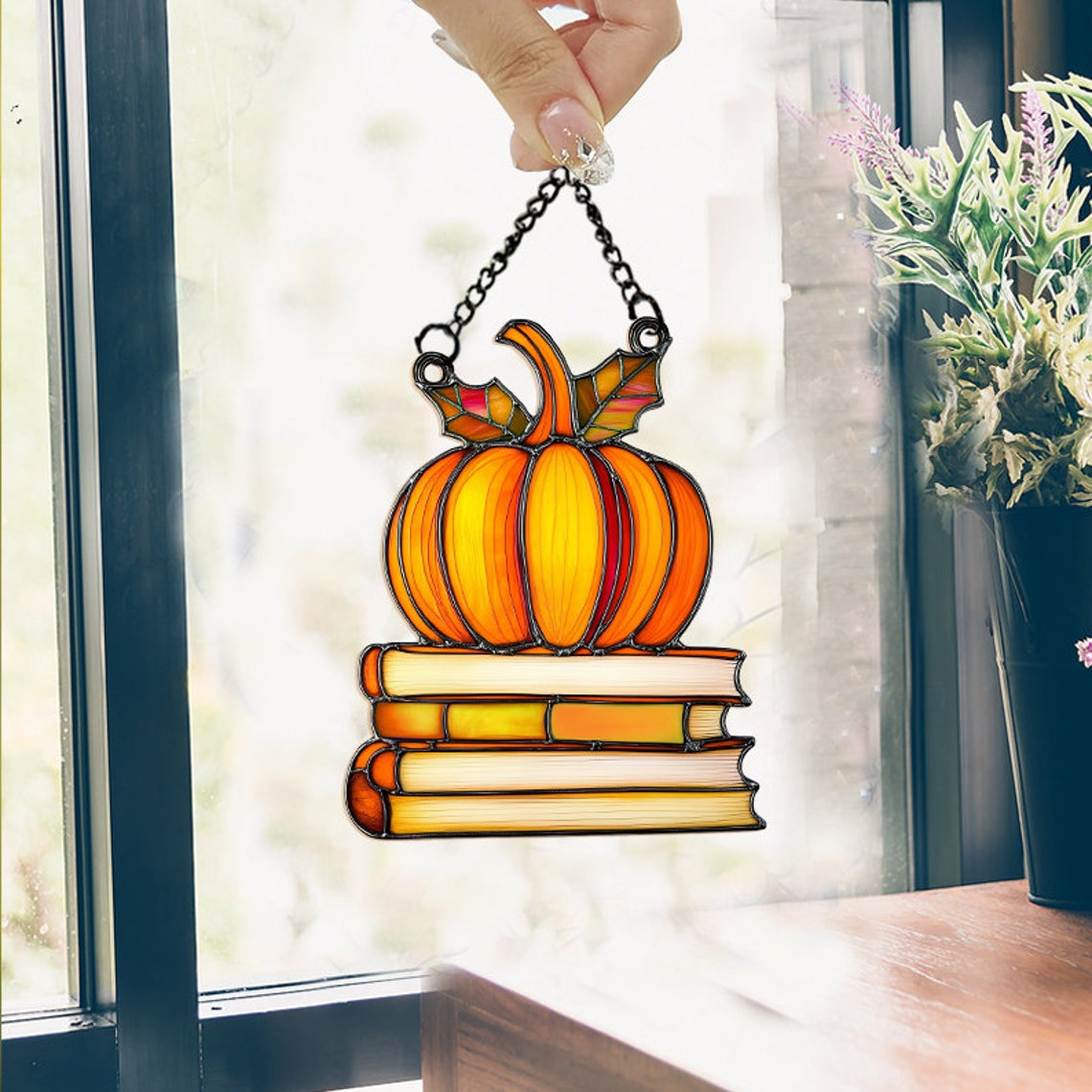 Classic Pumpkin Books Suncatcher, Halloween Pumpkin Ornament Gift